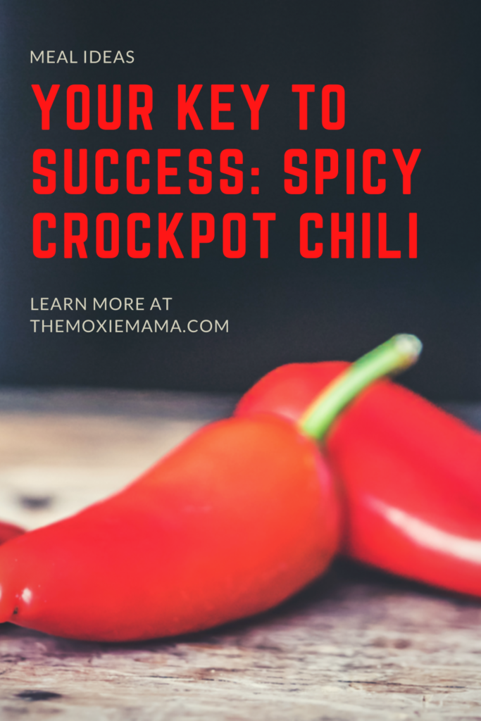 A delicious Spicy Crockpot Chili Recipe great for anytime. Get more info at: themoxiemama.com