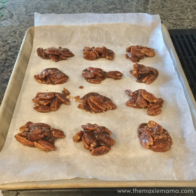 Keto Pecan Pralines 3. Drop by the spoonful from www.themoxiemama.com