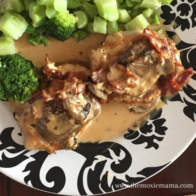 6 Creamy and Simple One-Pan Smothered Keto Pork Chops